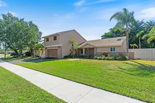 14740 Madison Pl, Davie, FL 33325 - Photo 38