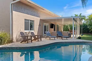 14740 Madison Pl, Davie, FL 33325 - Photo 8