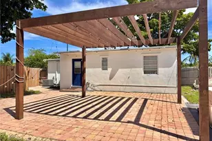 5301 NE 17th Ave, Pompano Beach, FL 33064 - Photo 2