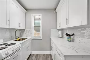 329 Connecticut St, Hollywood, FL 33019 - Photo 8