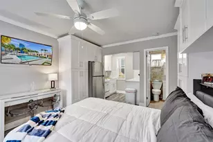 329 Connecticut St, Hollywood, FL 33019 - Photo 6