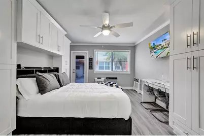 329  Connecticut St, Unit #107, Hollywood, FL 33019 - Photo 4