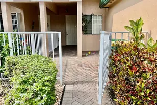 7932 Exeter Cir W, Tamarac, FL 33321 - Photo 2