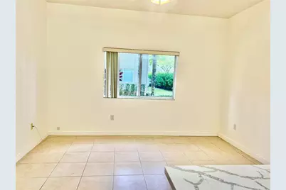 7932  Exeter Cir W, Unit #7932, Tamarac, FL 33321 - Photo 6