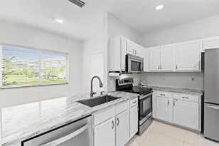 4722 Lago Vista Dr, Coconut Creek, FL 33073 - Photo 8