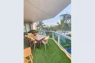 16500  Collins Ave, Unit #356, Sunny Isles Beach, FL 33160 - Photo 24