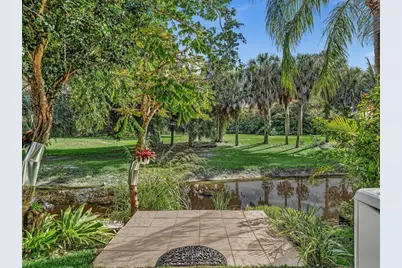 3580  Canary Palm Ct, Pompano Beach, FL 33069 - Photo 36