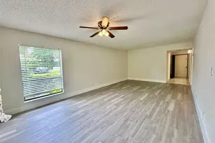 159 NW 70th St, Boca Raton, FL 33487 - Photo 10