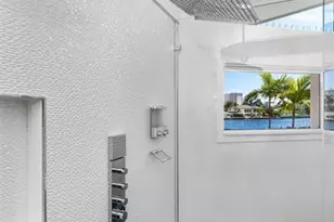 2880 NE 24th Pl, Fort Lauderdale, FL 33305 - Photo 32