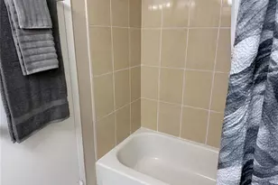 2901 NW 48th Ave, Lauderdale Lakes, FL 33313 - Photo 18