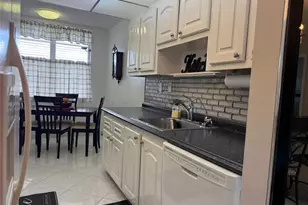 2901 NW 48th Ave, Lauderdale Lakes, FL 33313 - Photo 4