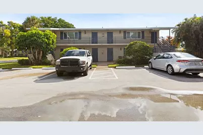 817  Lighthouse Dr, Unit #B, North Palm Beach, FL 33408 - Photo 1