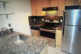 811 NE 14th Pl, Fort Lauderdale, FL 33304 - Photo 8