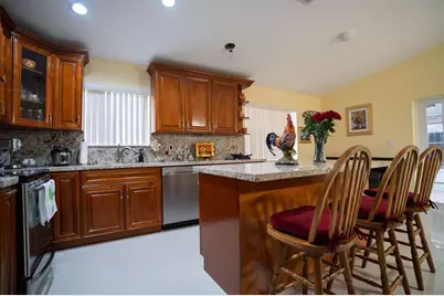 8927 NW 111th Ter, Hialeah, FL 33018 - Photo 22