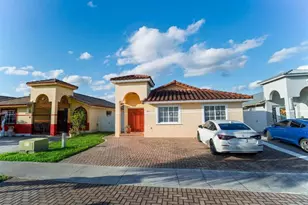 8927 NW 111th Terrace, Hialeah, FL 33018 - Photo 2