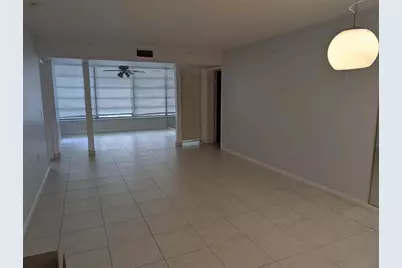 1506  Whitehall Dr, Unit #203, Davie, FL 33324 - Photo 4