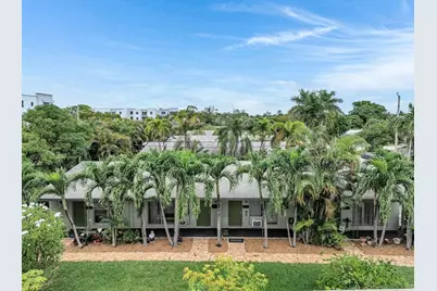 2117 NE 14th Ave, Fort Lauderdale, FL 33305 - Photo 2