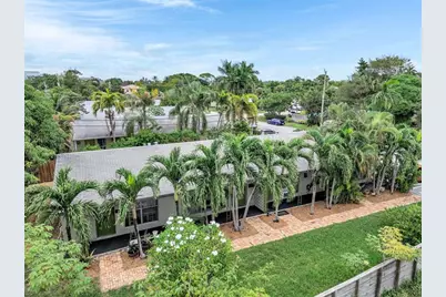 2117 NE 14th Ave, Fort Lauderdale, FL 33305 - Photo 1