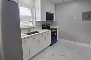 8606 NW 35th St, Coral Springs, FL 33065 - Photo 4