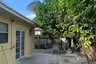 6231 SW 8th St, North Lauderdale, FL 33068 - Photo 8