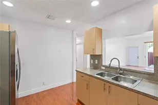 9580 SW 2nd Ct., Pembroke Pines, FL 33025 - Photo 10