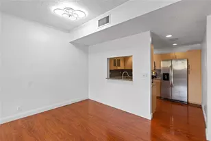 9580 SW 2nd Ct., Pembroke Pines, FL 33025 - Photo 4