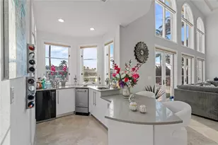 2833 NE 32nd St, Lighthouse Point, FL 33064 - Photo 18