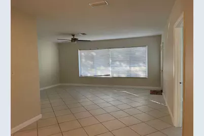 1575 NE 47th St, Oakland Park, FL 33334 - Photo 4
