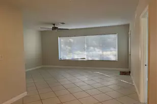 1575 NE 47th St, Oakland Park, FL 33334 - Photo 4