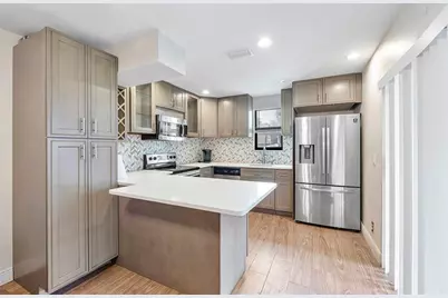 2572 NW 99th Ave, Unit #2572, Coral Springs, FL 33065 - Photo 2