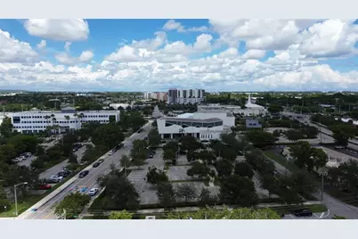 251 S Cypress Rd, Unit #127, Pompano Beach, FL 33060 - Photo 24