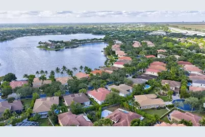 900 NW 123rd Dr, Coral Springs, FL 33071 - Photo 44