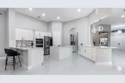 900 NW 123rd Dr, Coral Springs, FL 33071 - Photo 10