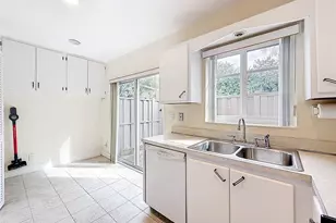 79 NE 20th Ct, Wilton Manors, FL 33305 - Photo 8