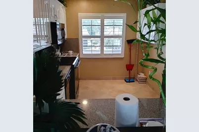 8045  Eastlake Dr, Unit #1-G, Boca Raton, FL 33433 - Photo 12