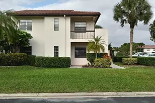 8045 Eastlake Dr, Boca Raton, FL 33433 - Photo 2
