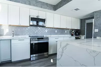 600 N Victoria Ter, Fort Lauderdale, FL 33304 - Photo 24