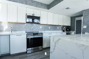 600 N Victoria Terrace, Fort Lauderdale, FL 33304 - Photo 24