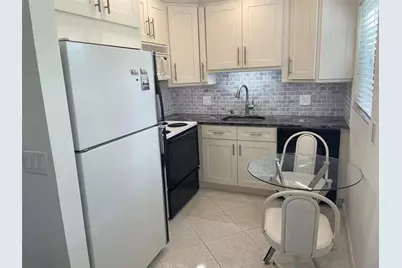 40  Keswick B, Unit #40, Deerfield Beach, FL 33442 - Photo 6