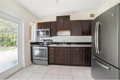 1717 SW 12th Ct, Fort Lauderdale, FL 33312 - Photo 14