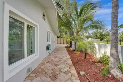 1836 SW 22nd St, Fort Lauderdale, FL 33315 - Photo 28