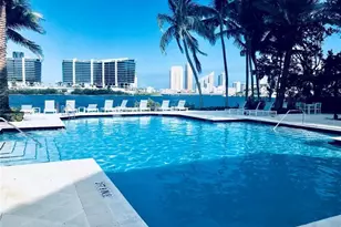 3205 NE 184th St, North Miami Beach, FL 33160 - Photo 6