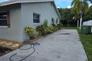 3559 Almar Rd, Palm Springs, FL 33461 - Photo 2