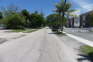 2226 Taylor St, Hollywood, FL 33020 - Photo 2