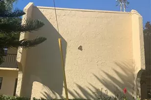 2050 Oleander Blvd Unit #4 104, Fort Pierce, FL 34950 - Photo 2