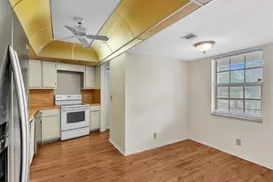 625 S Oaks Dr Unit, Pompano Beach, FL 33069 - Photo 10