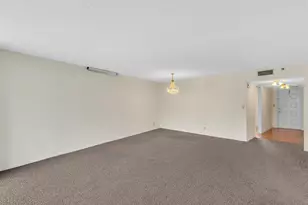 625 S Oaks Dr Unit, Pompano Beach, FL 33069 - Photo 22