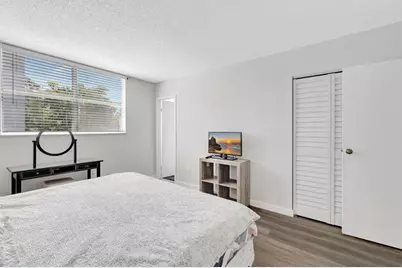 2800  Somerset Drive, Unit #218J, Lauderdale Lakes, FL 33311 - Photo 20