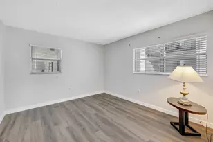 2800 Somerset Dr, Lauderdale Lakes, FL 33311 - Photo 16