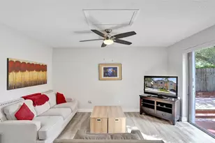 4165 Tree Tops Rd, Cooper City, FL 33026 - Photo 16